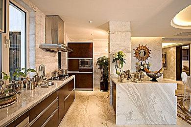 像素风格互动小说游戏《直到那时》现已在Steam平台正式发售